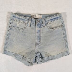 ❤️ A&F High Rise Short Size 0 W 25 Light Wash